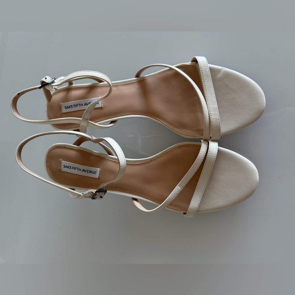NEW Saks Fifth Avenue Cream Kitten heel Sandals - 10/40